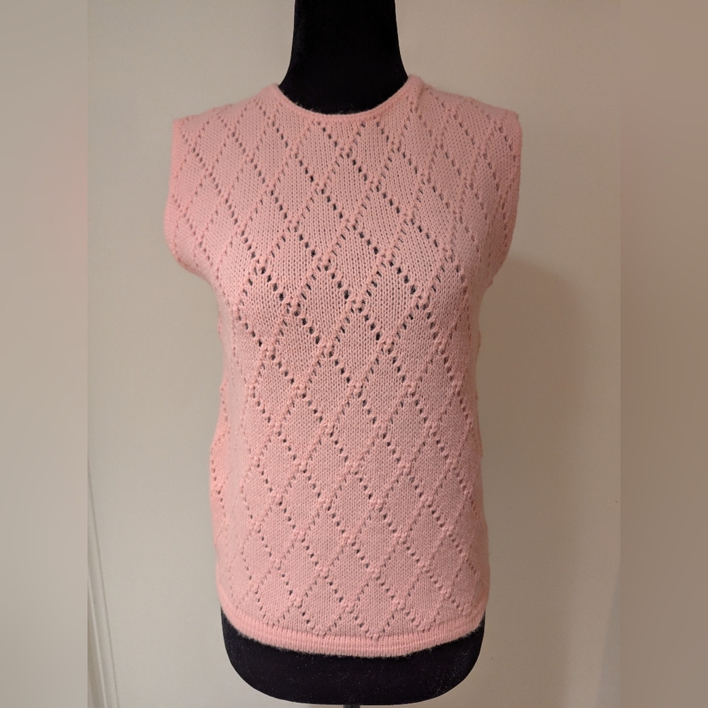 Vintage 1970s Ship'n Shore ILGWU Union Made Pink Knit Pullover Sweater XS